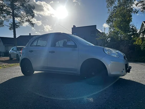 Nissan Micra 2011 photo 4