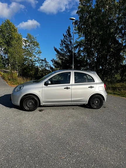 Nissan Micra 2011 photo 3