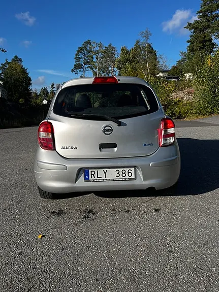Nissan Micra 2011 photo 2