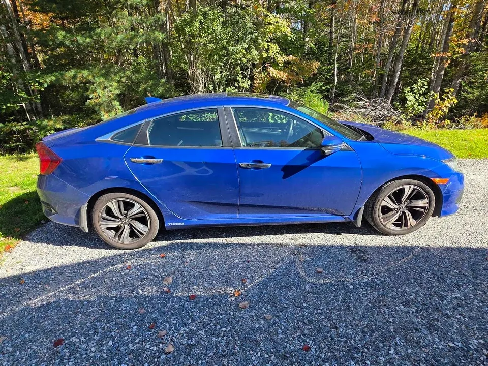 Honda Civic 2016 photo 2