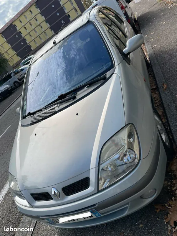 Renault Scenic 2001 photo 2