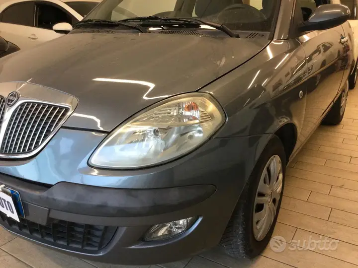Lancia Ypsilon 2006 photo 2