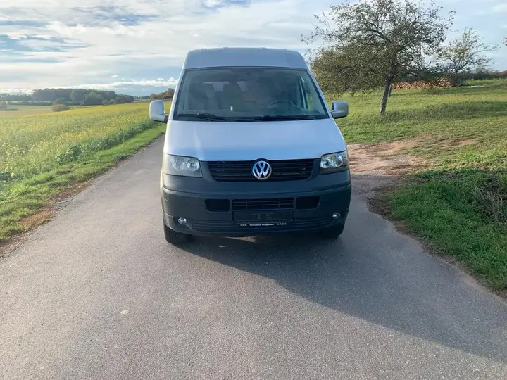 Volkswagen T5