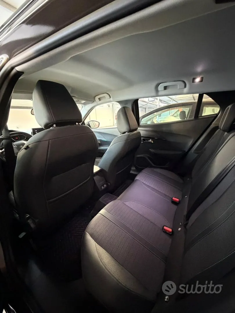 Peugeot 2008 2021 photo 4