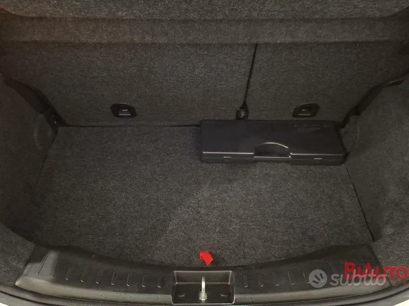 Lancia Ypsilon 2011 photo 5
