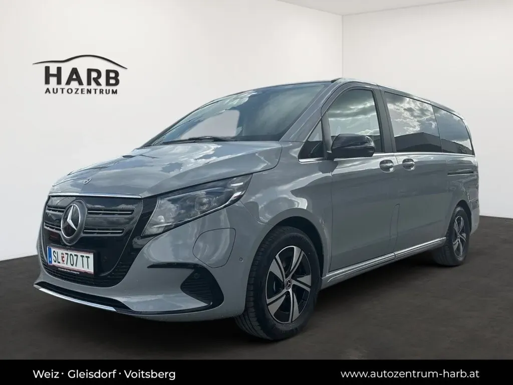 Mercedes-Benz Eqv 2025 photo 3