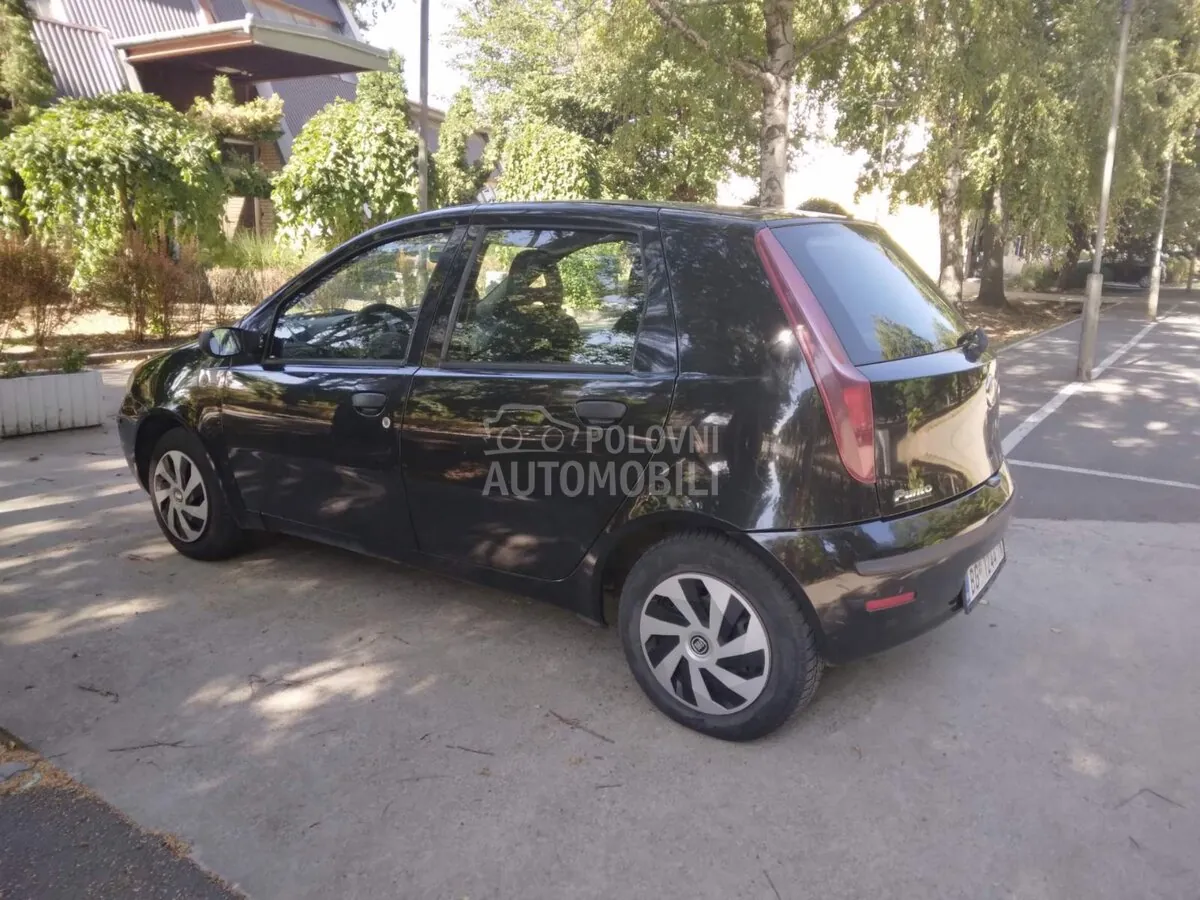 Fiat Punto 2009 photo 5