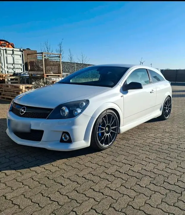 Opel Astra H