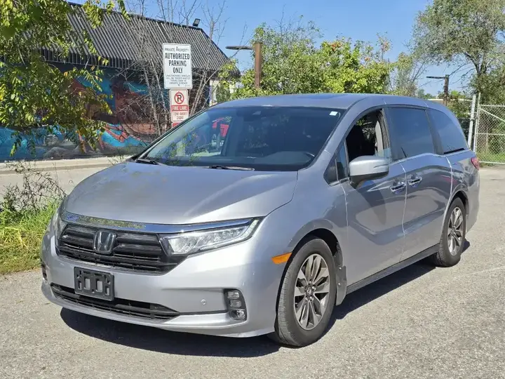 Honda Odyssey 2022 photo 3