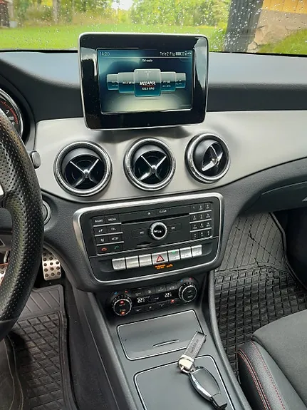 Mercedes-Benz Cla200 2018 photo 5
