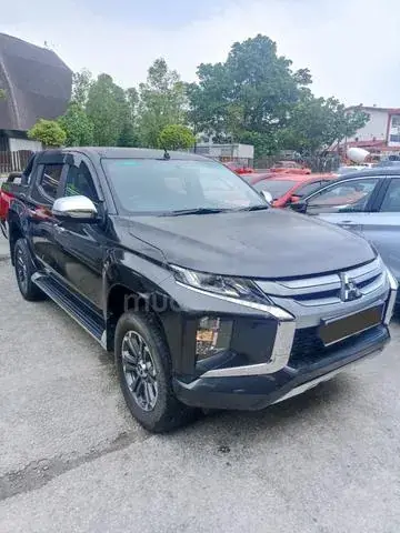 Mitsubishi Triton
