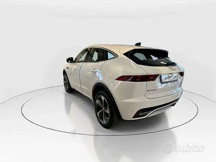 Jaguar E-Pace 2022 photo 5