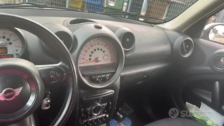 Mini Mini Countryman 2012 photo 4