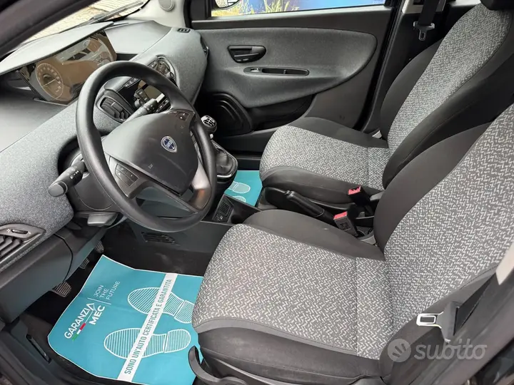 Lancia Ypsilon 2022 photo 5