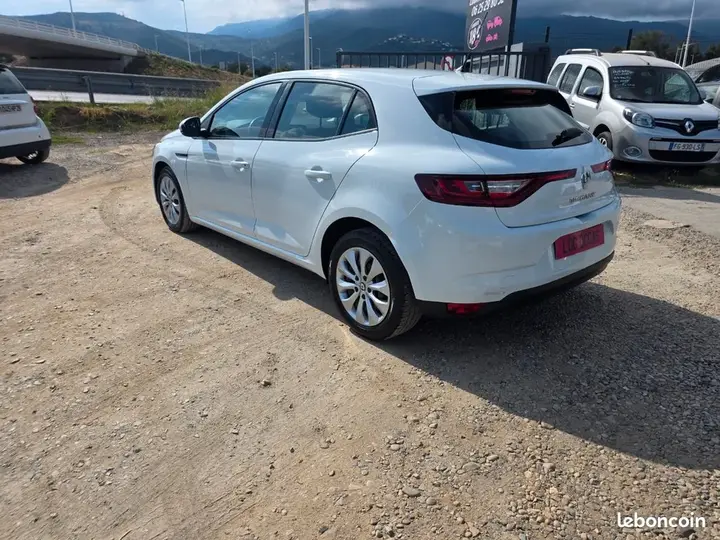 Renault Megane 2016 photo 4