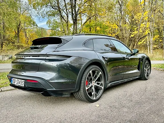 Porsche Taycan 2022 photo 2
