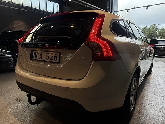 Volvo V60 2012 photo 5