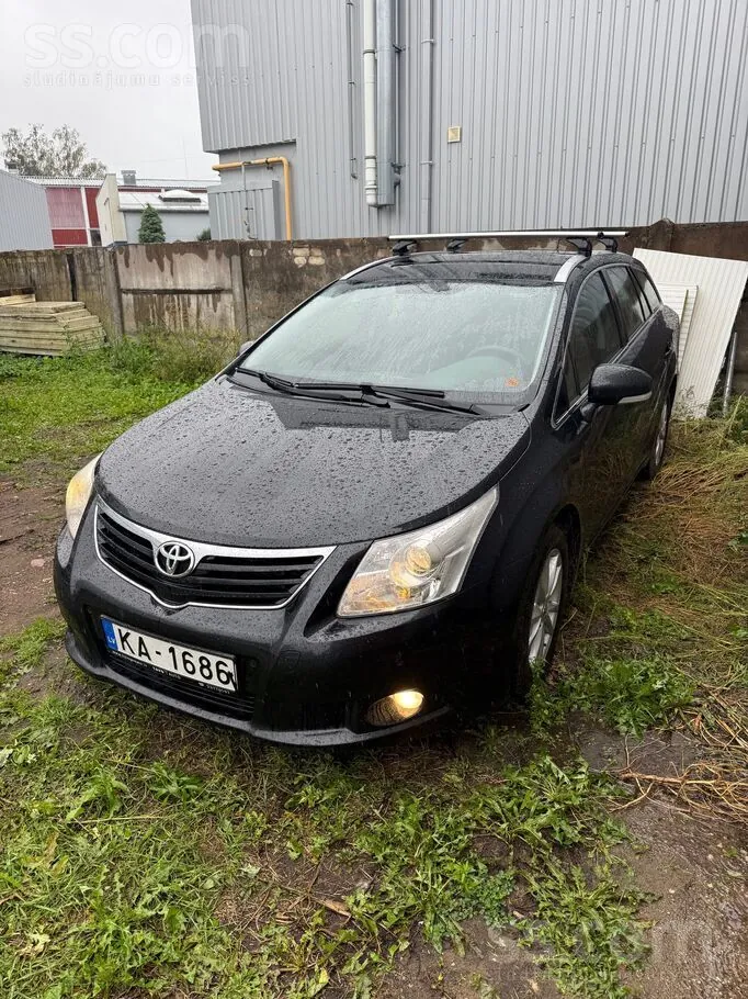 Toyota Avensis 2011 photo 3