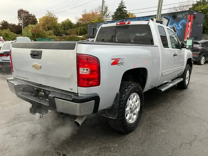 Chevrolet Silverado 2500 2011 photo 5