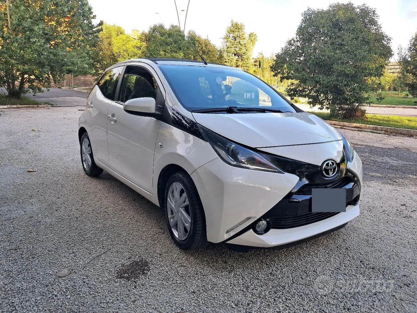 Toyota Aygo 2015 photo 2
