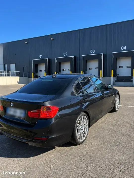 BMW 3 Series 2015 photo 2