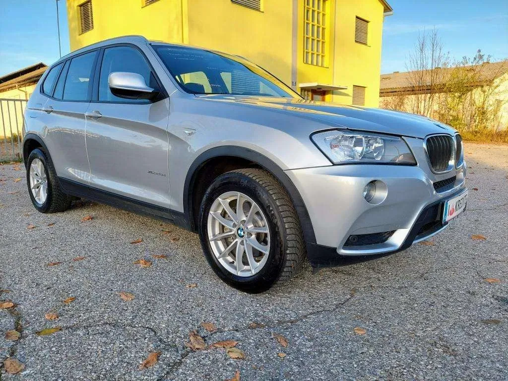 BMW X3 2011 photo 2