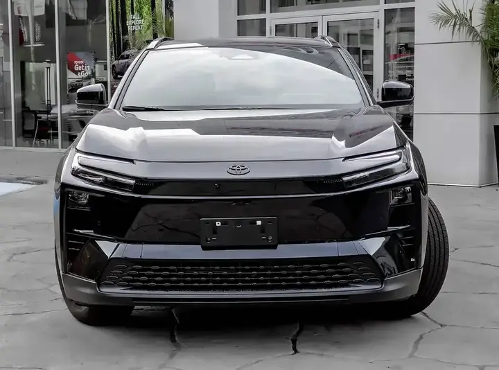 Toyota C-Hr 2026 photo 4