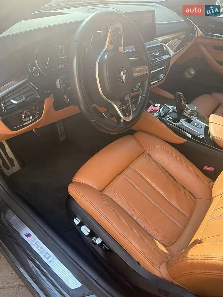BMW 5 Series 2018 photo 3