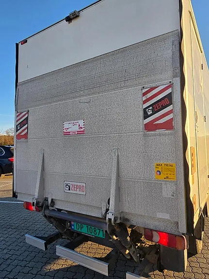 Renault Master T35 2012 photo 3
