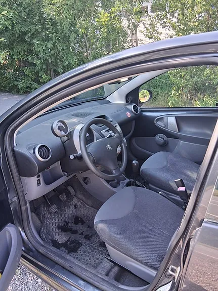 Peugeot 107 2007 photo 3