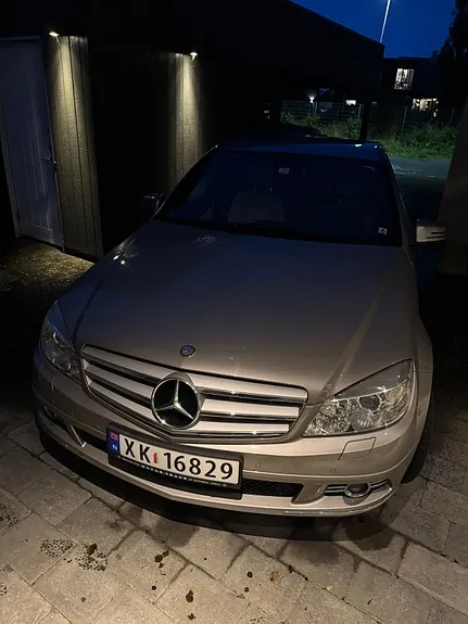 Mercedes-Benz C220 D