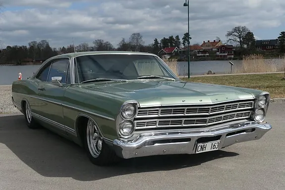Ford Galaxie 1967 photo 3
