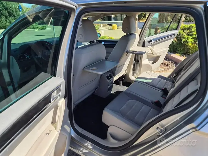 Volkswagen Golf Sportsvan 2015 photo 4