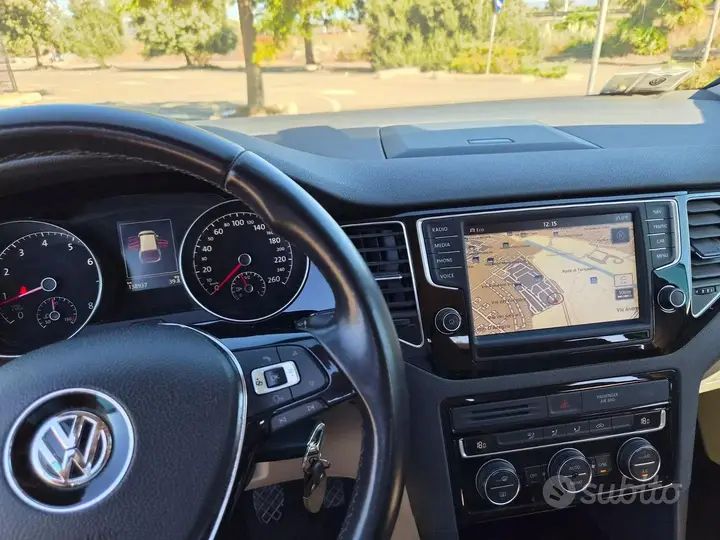 Volkswagen Golf Sportsvan 2015 photo 5