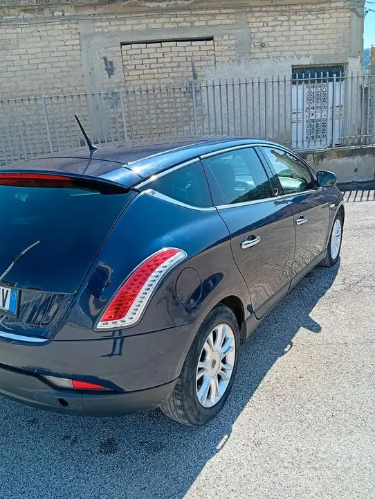 Lancia Delta 2012 photo 4