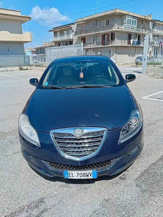 Lancia Delta 2012 photo 3