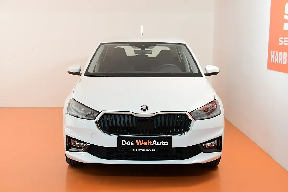 Skoda Fabia 2025 photo 2