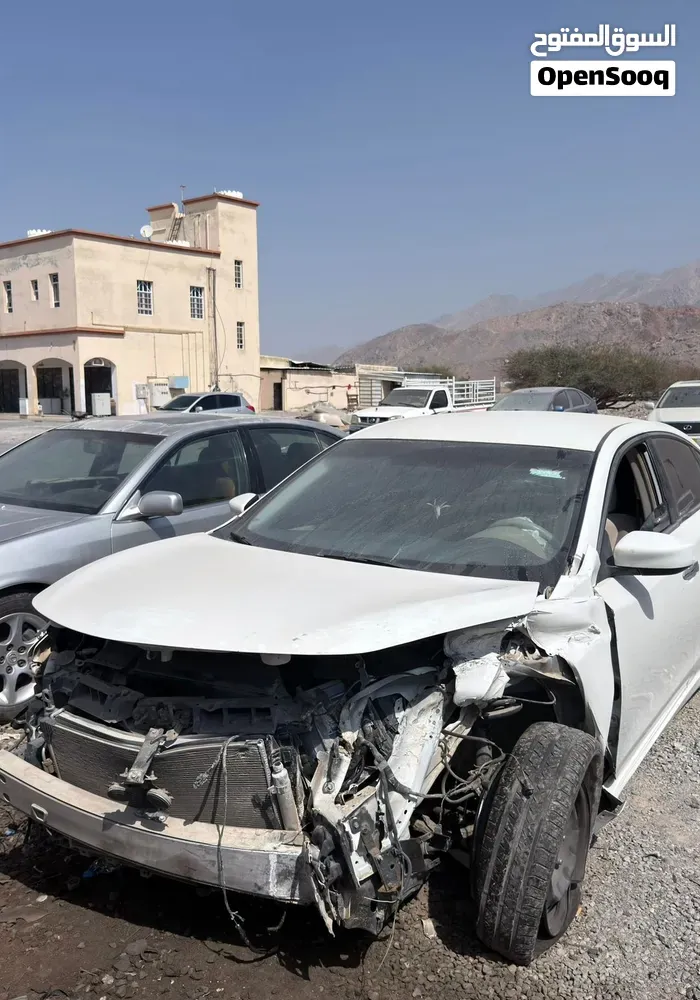 Nissan Altima 2013 photo 2