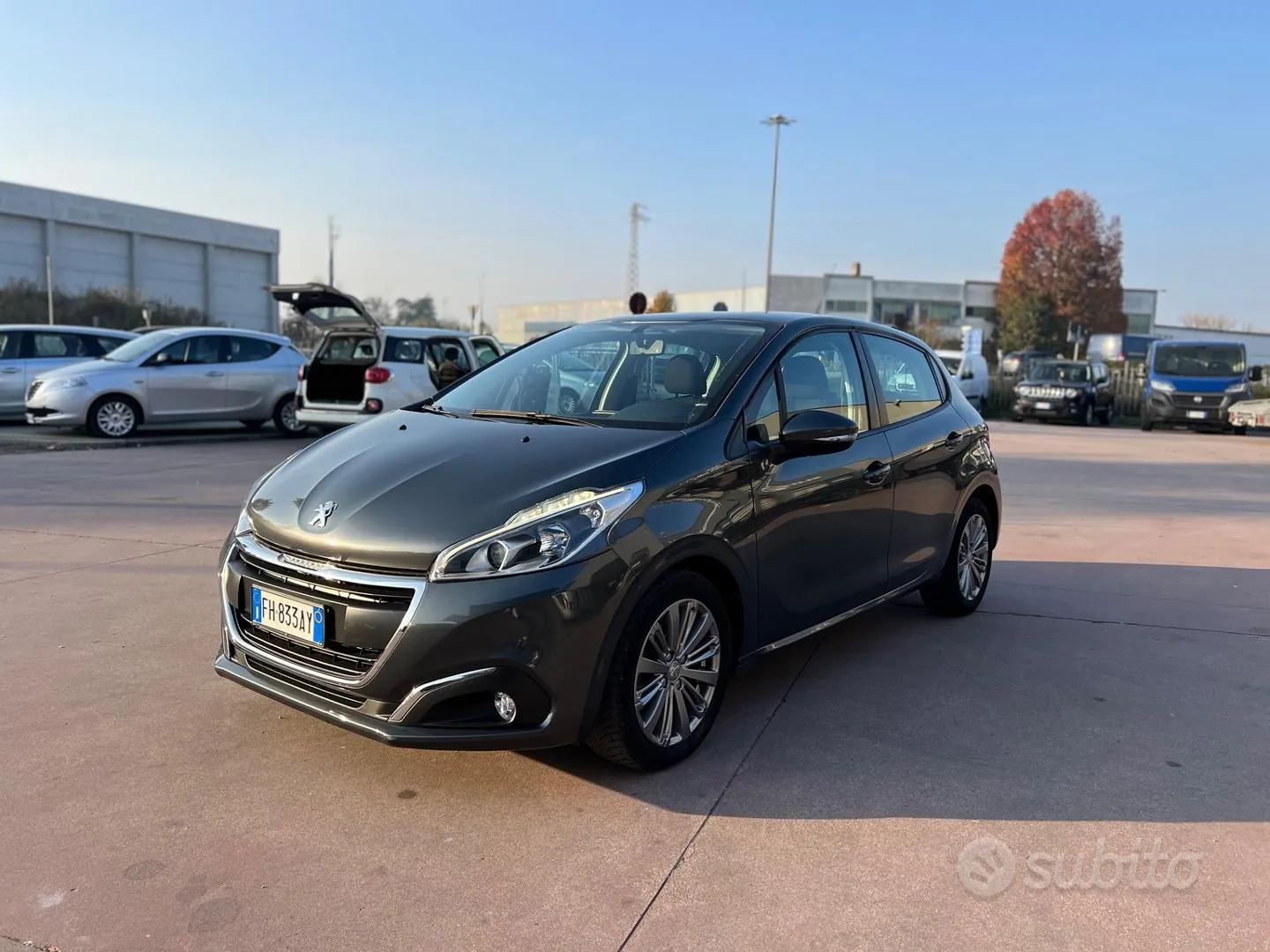 Peugeot 208