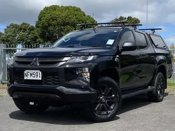 Mitsubishi Triton 2021 photo 2