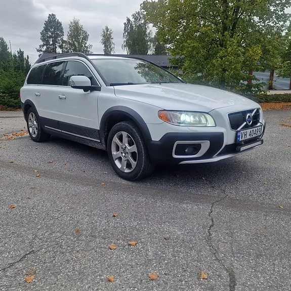 Volvo Xc70 2010 photo 2