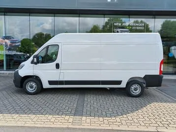 Opel Movano 2025 photo 2