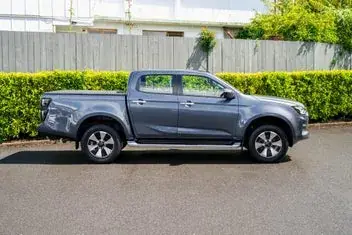 Isuzu D-Max 2022 photo 3