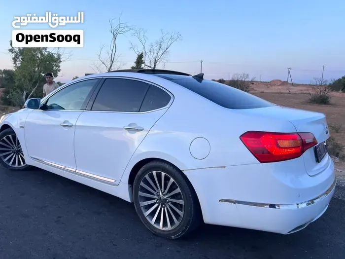 Kia Cadenza 2011 photo 3