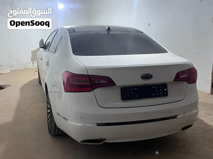 Kia Cadenza 2011 photo 4