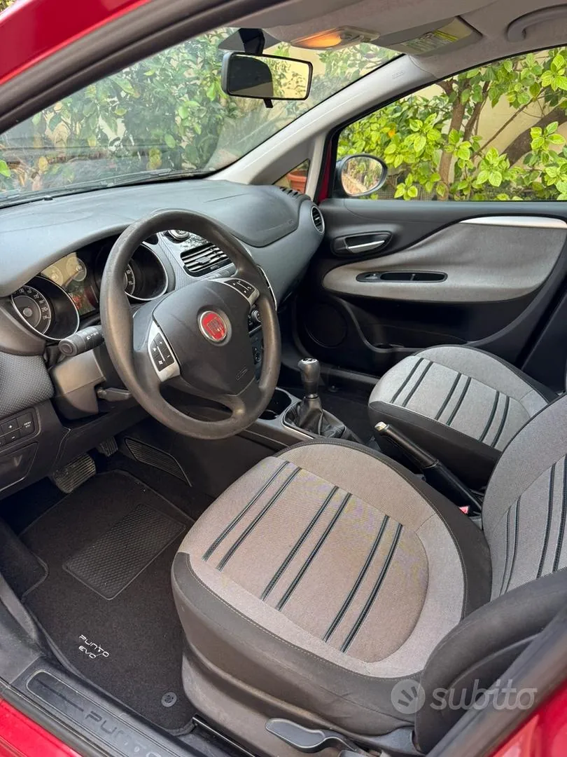Fiat Punto Evo 2010 photo 5