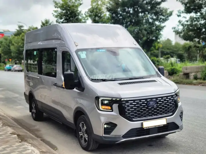 Ford Transit 2025 photo 2