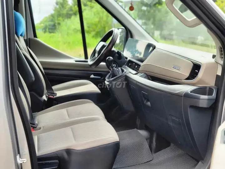 Ford Transit 2025 photo 3