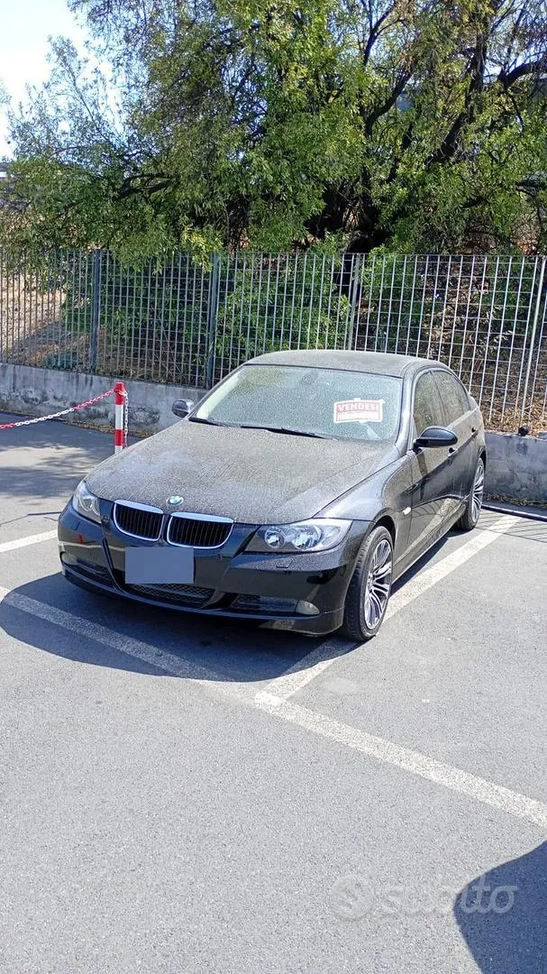 BMW 320 E90