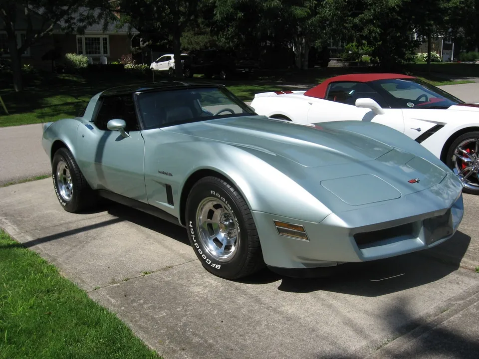 Chevrolet Corvette 1982 photo 3